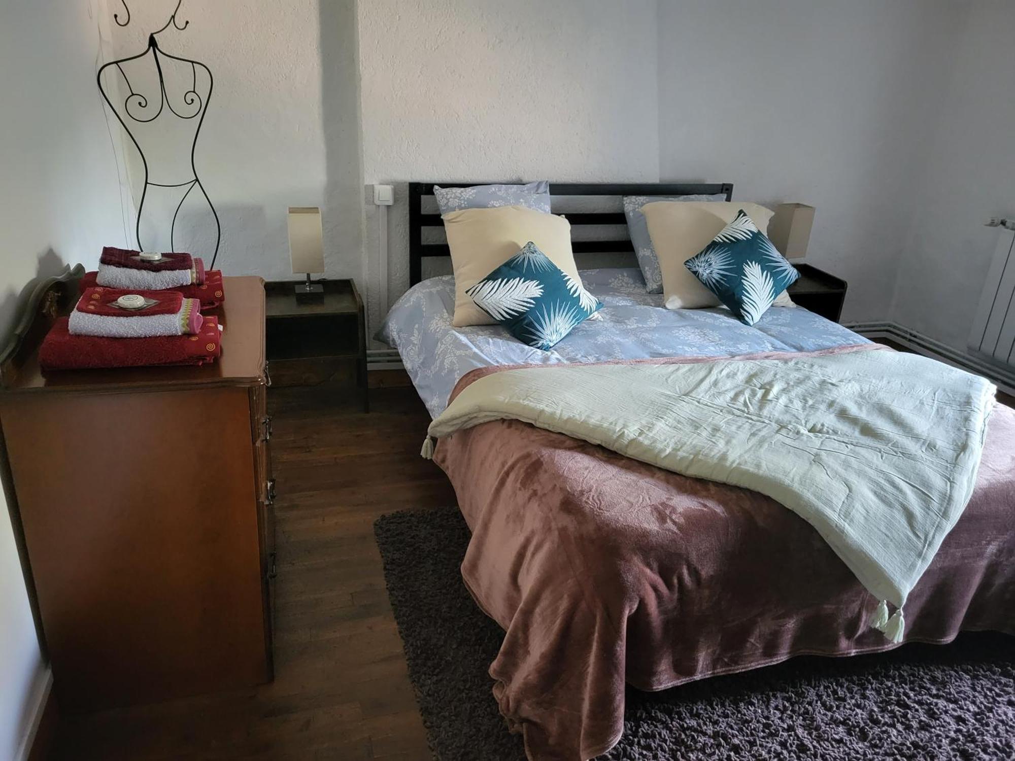 Chambres D Hotes L'Agape Saint-Martial-sur-Isop Номер фото